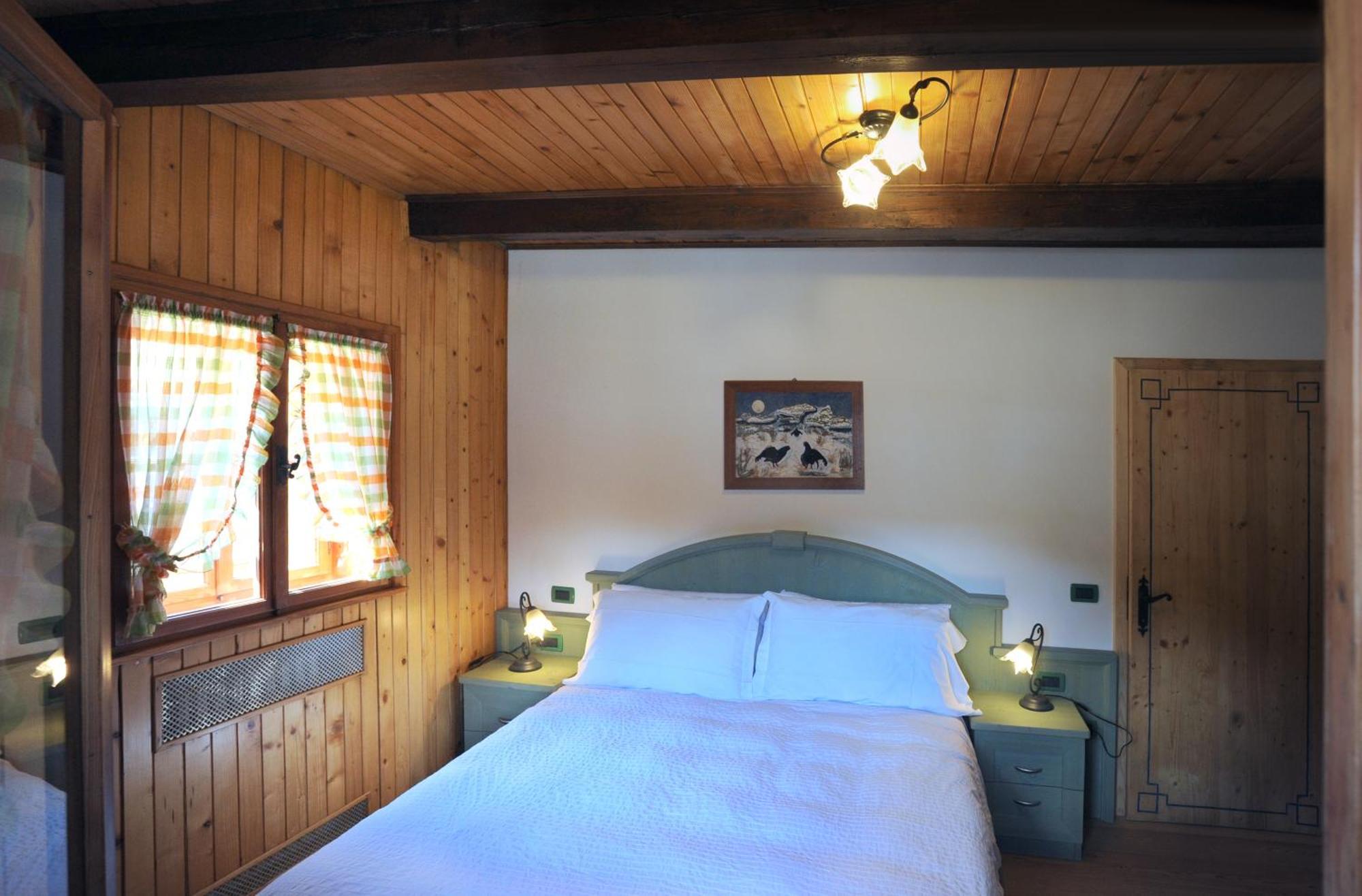 Albergo Diffuso Comeglians Szoba fotó